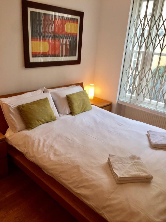 Stylish Apartment In Victoria London Eksteriør bilde